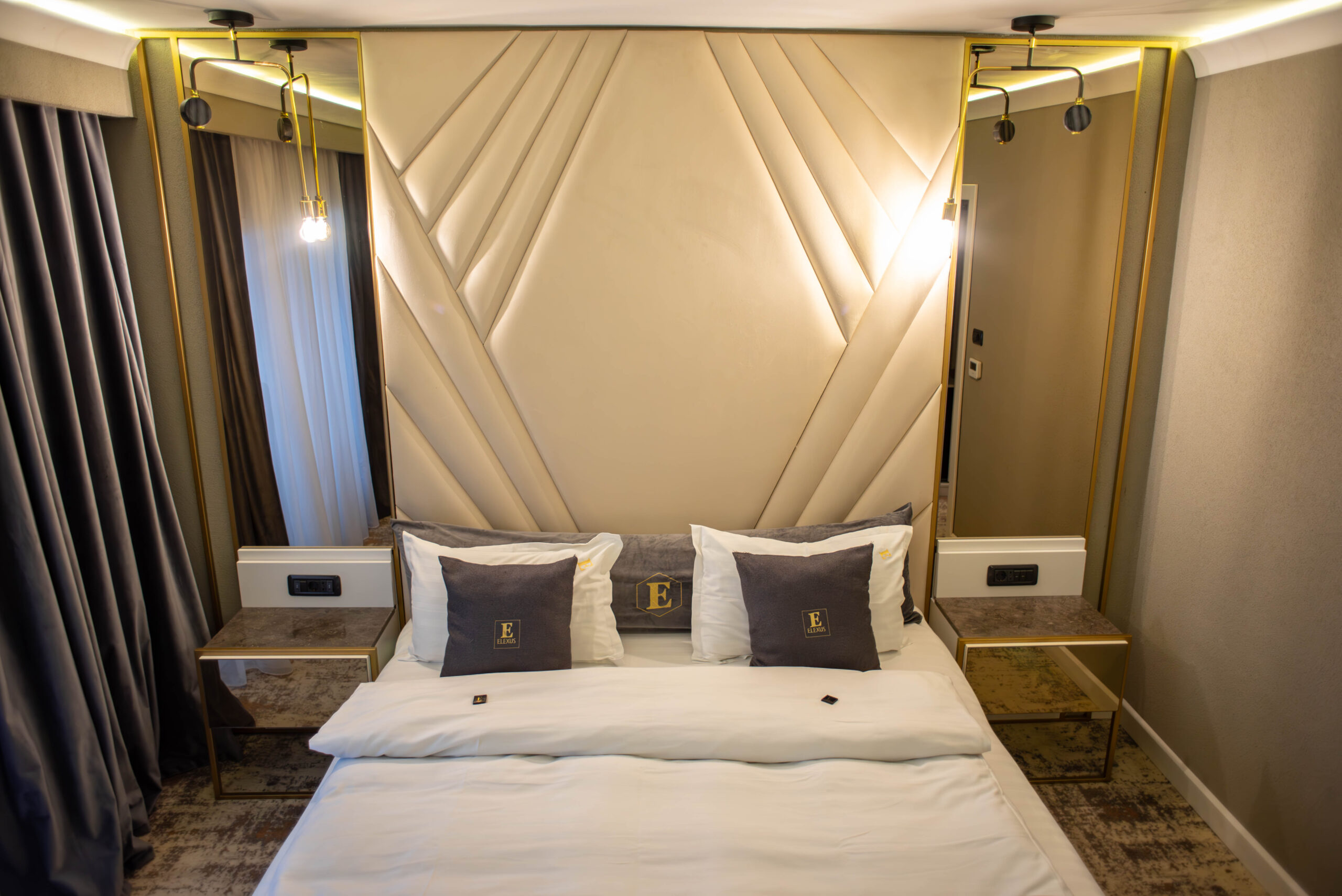 Camere renovate Elexus Predeal